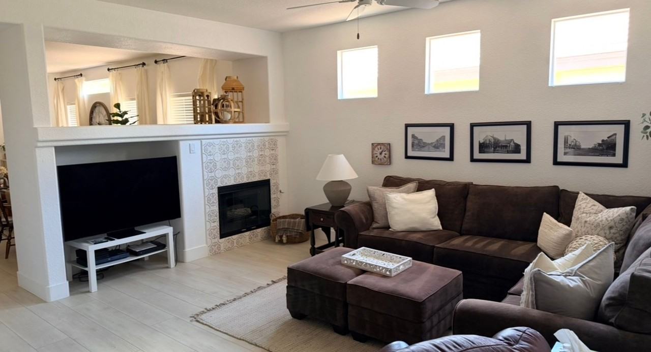 10529 Cazaba Ct - Photo 2 of 16
