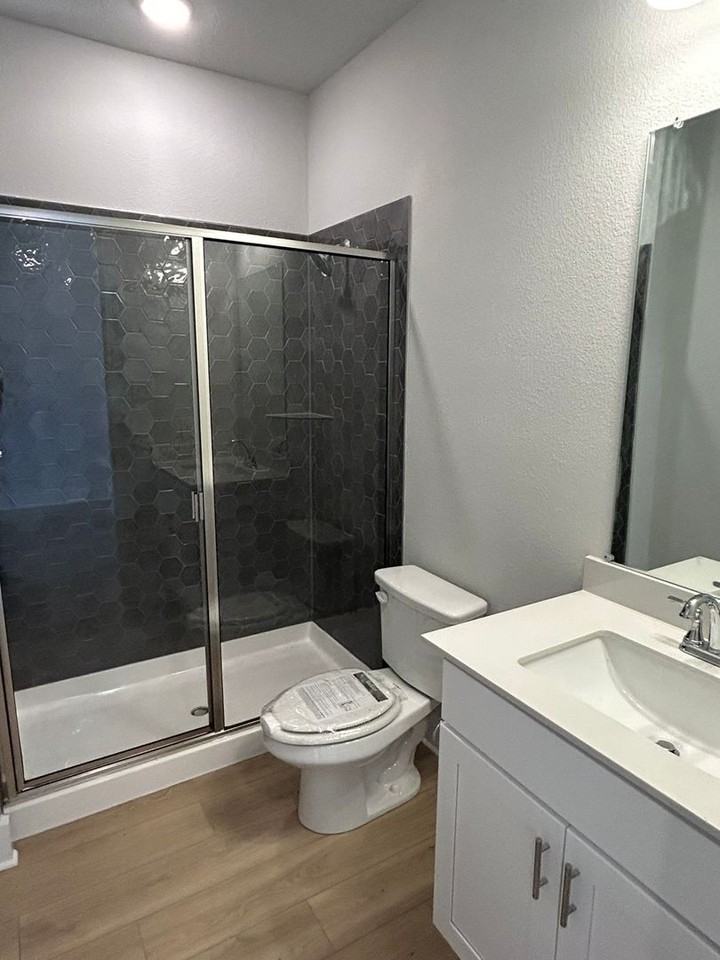 7100 Dragonfly Ln - Photo 3 of 14