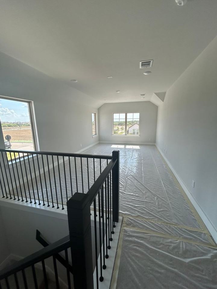 7100 Dragonfly Ln - Photo 6 of 14