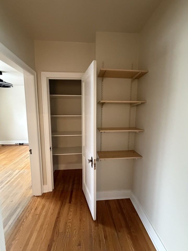 9619 99a St Nw - Photo 7 of 11