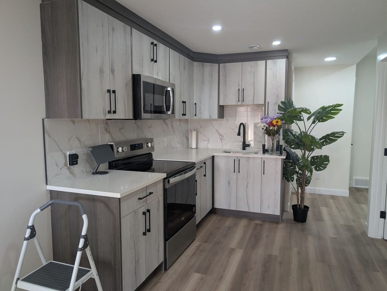 443 Lucas Blvd Nw - Photo 3 of 13
