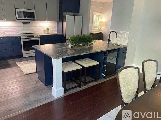 1523 W 1st St #NA - Photo 2 of 5