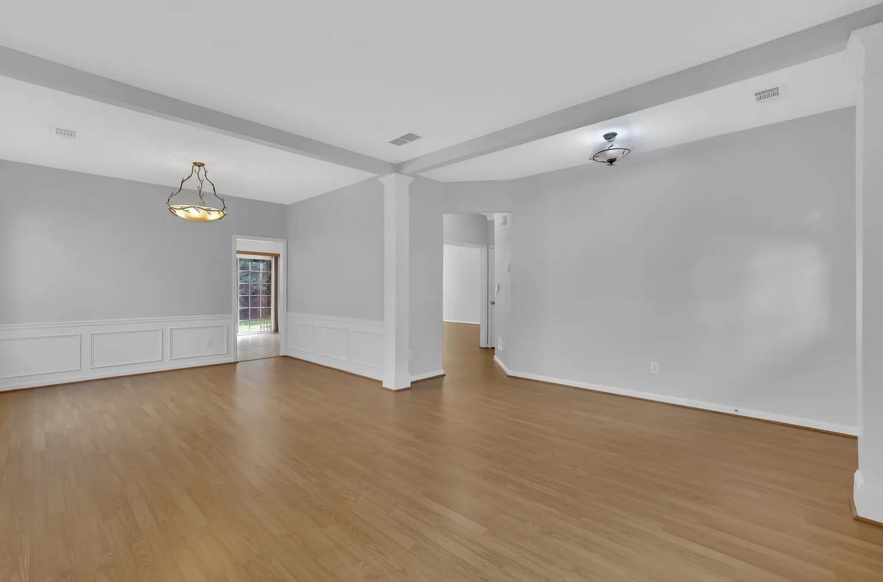 440 Chippenham Ct #NA - Photo 4 of 32