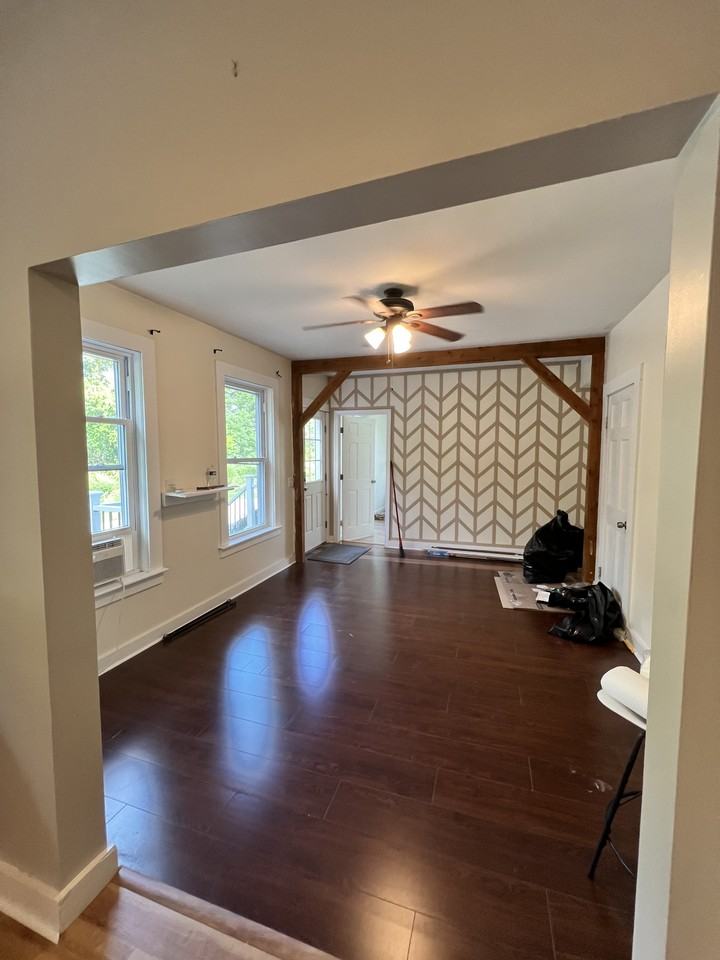 34 Maynard Ave #2 - Photo 3 of 17