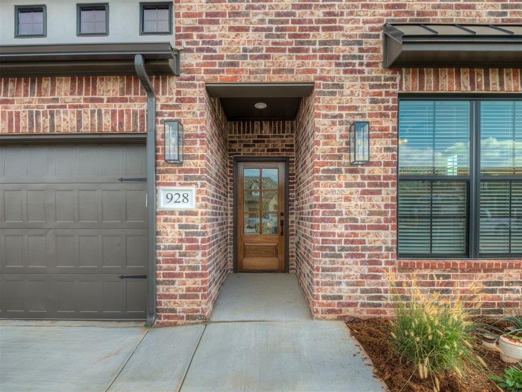 928 Kyle Dr #NA - Photo 2 of 38