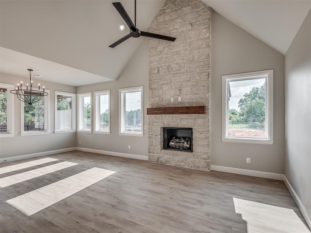 928 Kyle Dr #NA - Photo 4 of 38