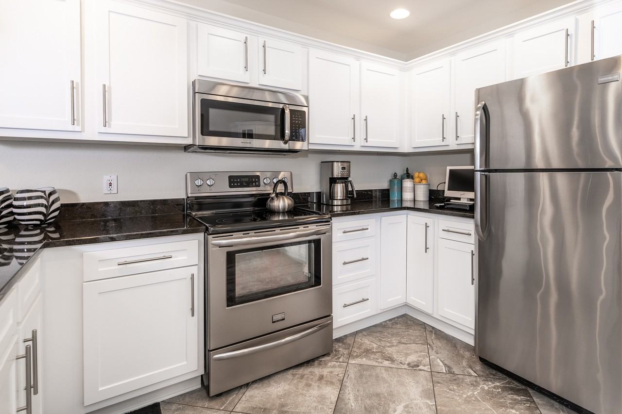 557 Westfield Way - Photo 4 of 25
