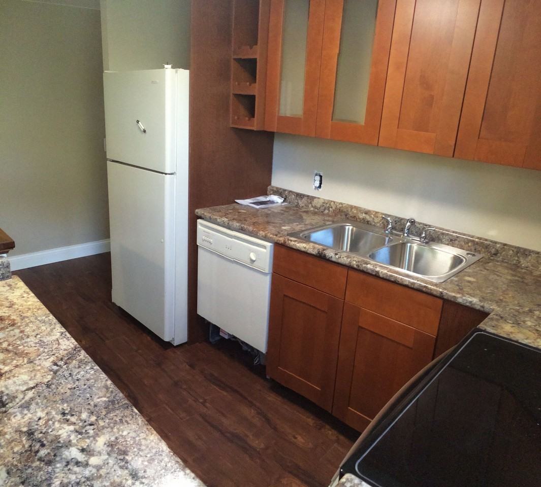 420 Hamline Ave S #4 - Photo 3 of 12