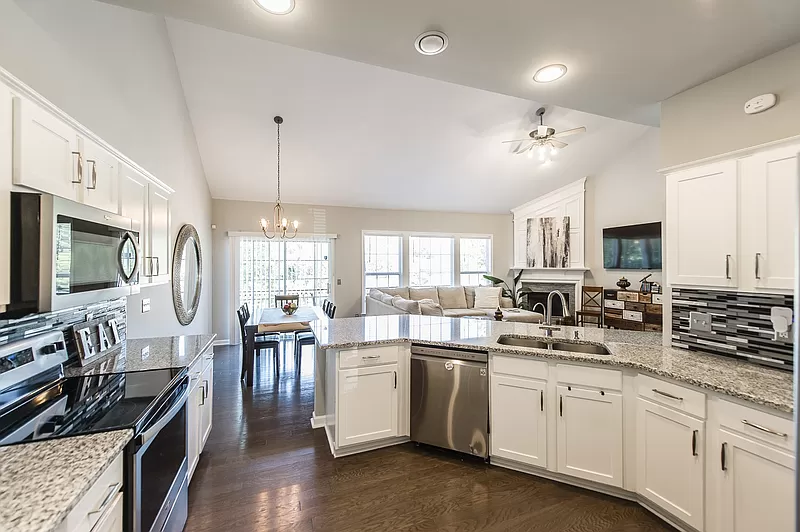 5817 Sterling Oaks Dr #NA - Photo 6 of 26