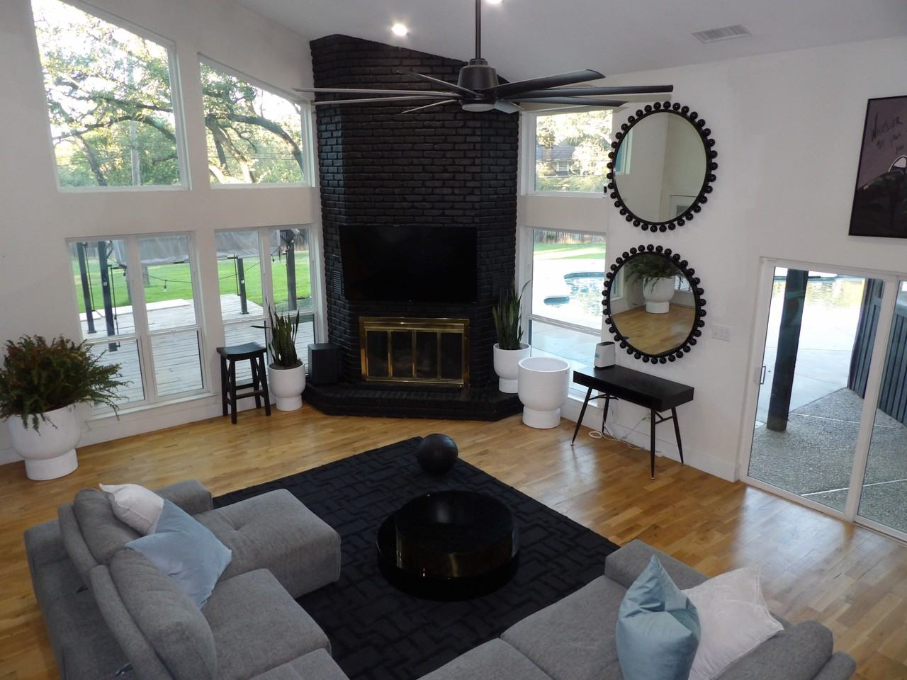 420 Lynndale Ct #NA - Photo 4 of 27