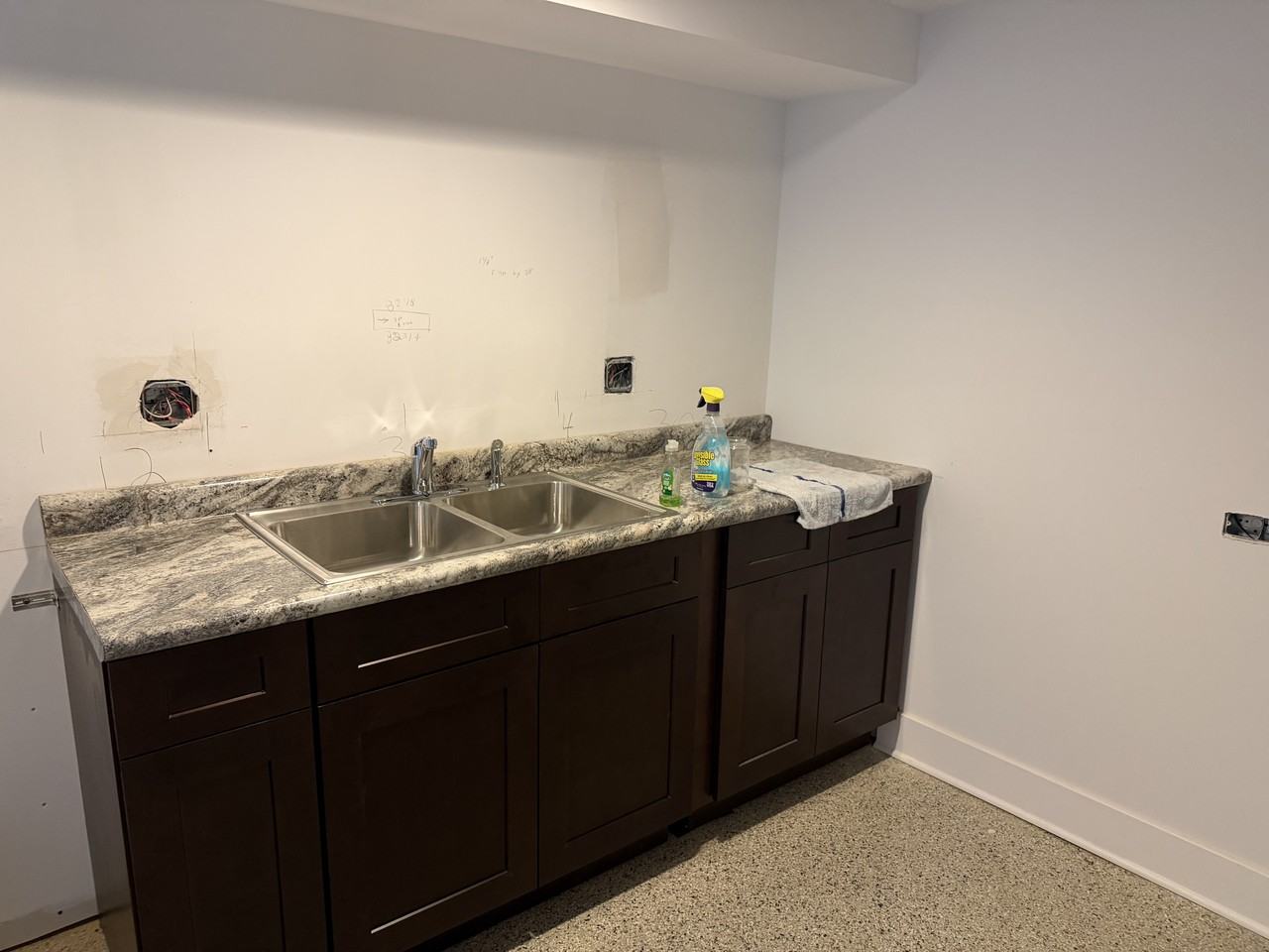 1147 W 17th St #B - Photo 6 of 12