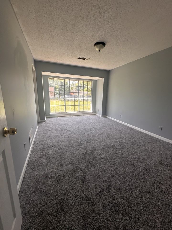 3252 Capwood Curv #NA - Photo 5 of 6