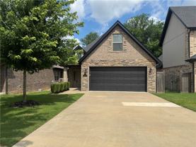 1802 Sw Riverstone Rd - Photo 1 of 1