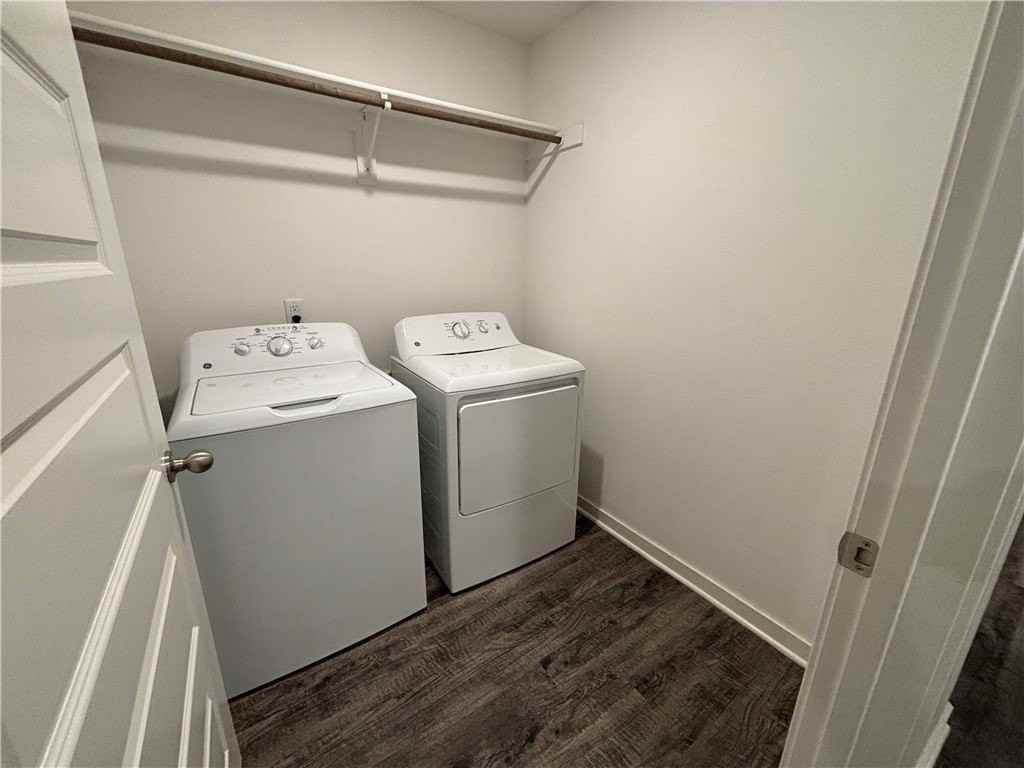644 Hidden Springs Dr #2 - Photo 5 of 9