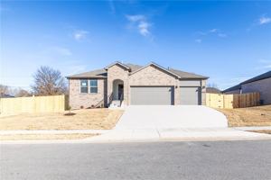 featured image of 581 Crystal Dr