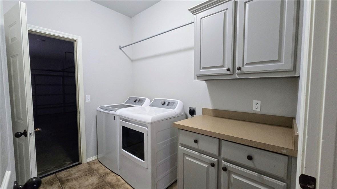 36 Westbury Dr - Photo 6 of 10