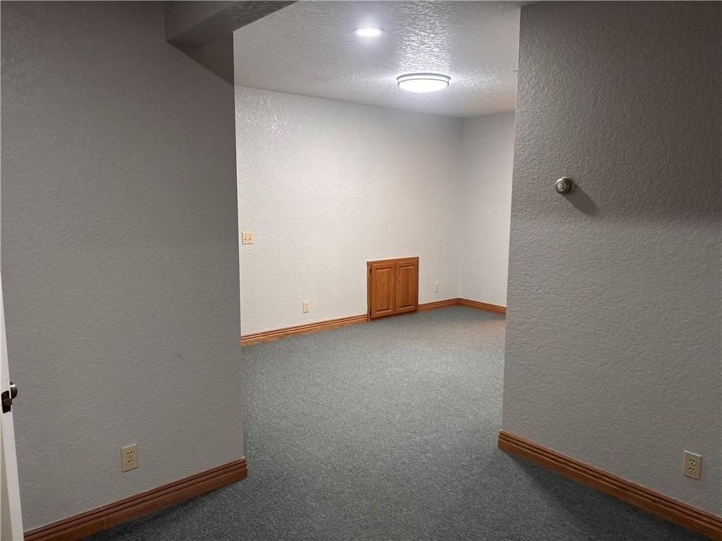 15262 Shipe Rd - Photo 6 of 50