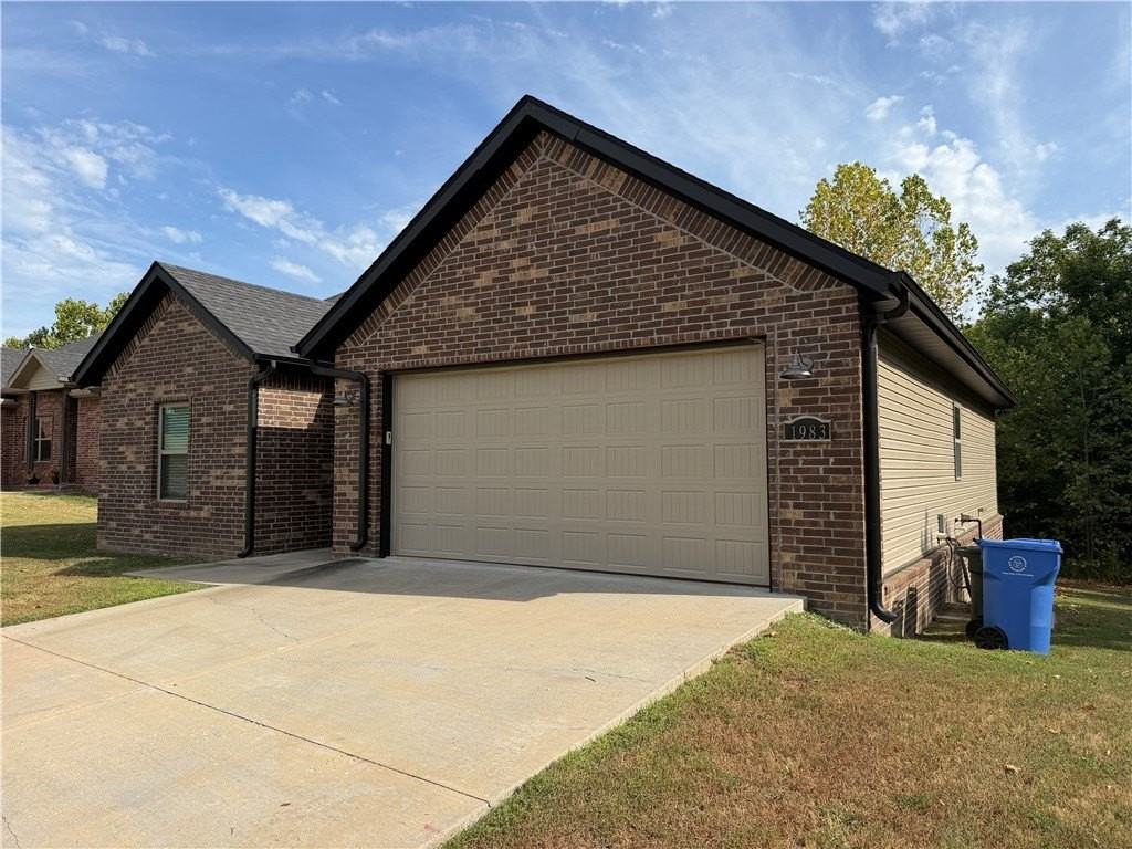 1983 E Peppervine Dr - Photo 3 of 26