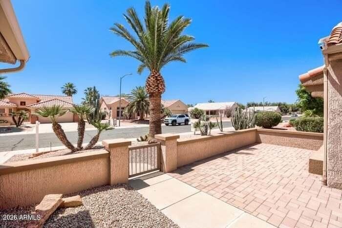 15186 W Las Brizas Ln - Photo 3 of 26