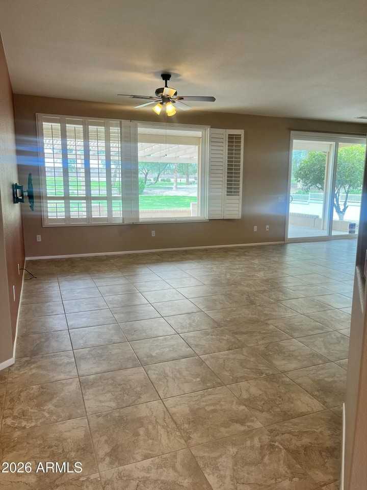 15186 W Las Brizas Ln - Photo 4 of 26