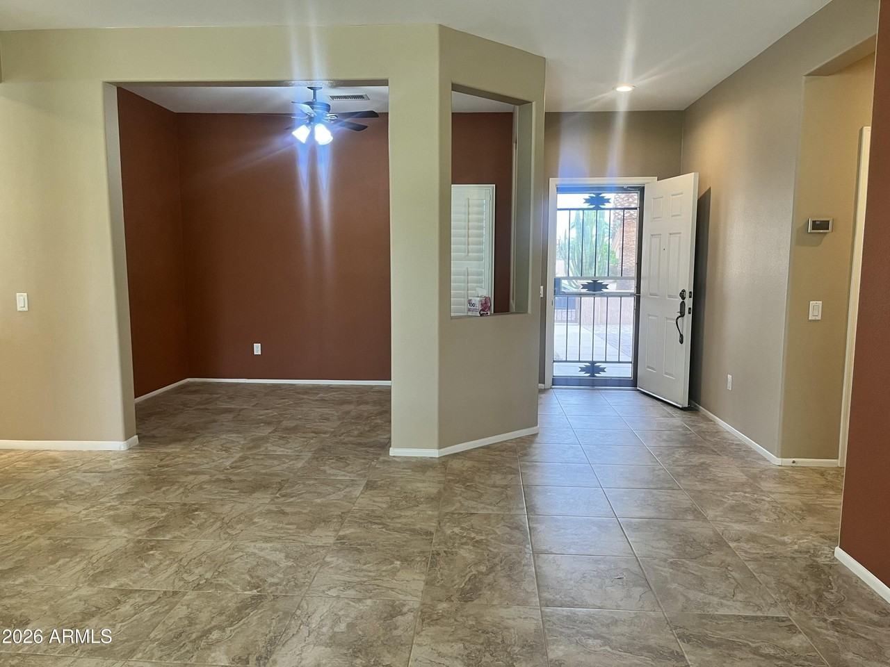15186 W Las Brizas Ln - Photo 7 of 26