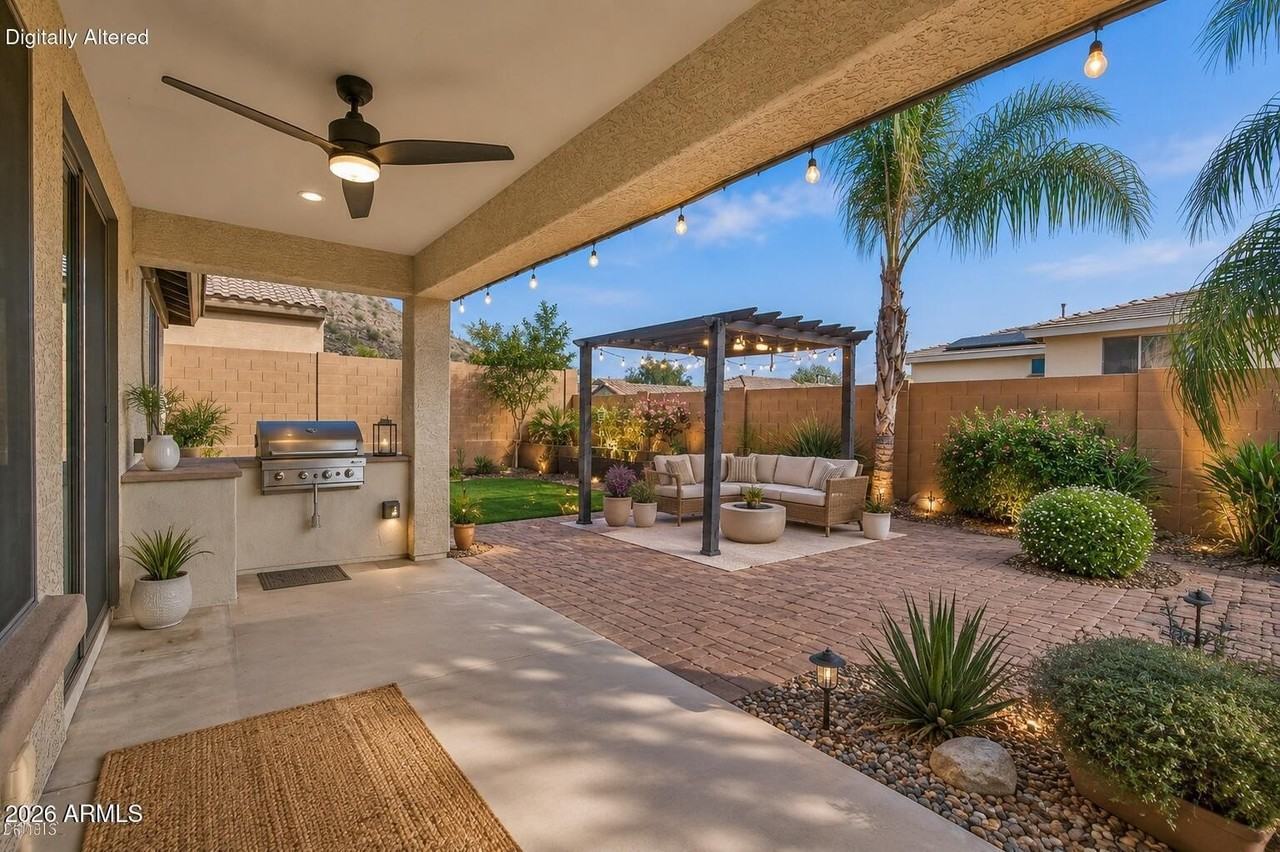 7135 W Desert Mirage Dr - Photo 2 of 50