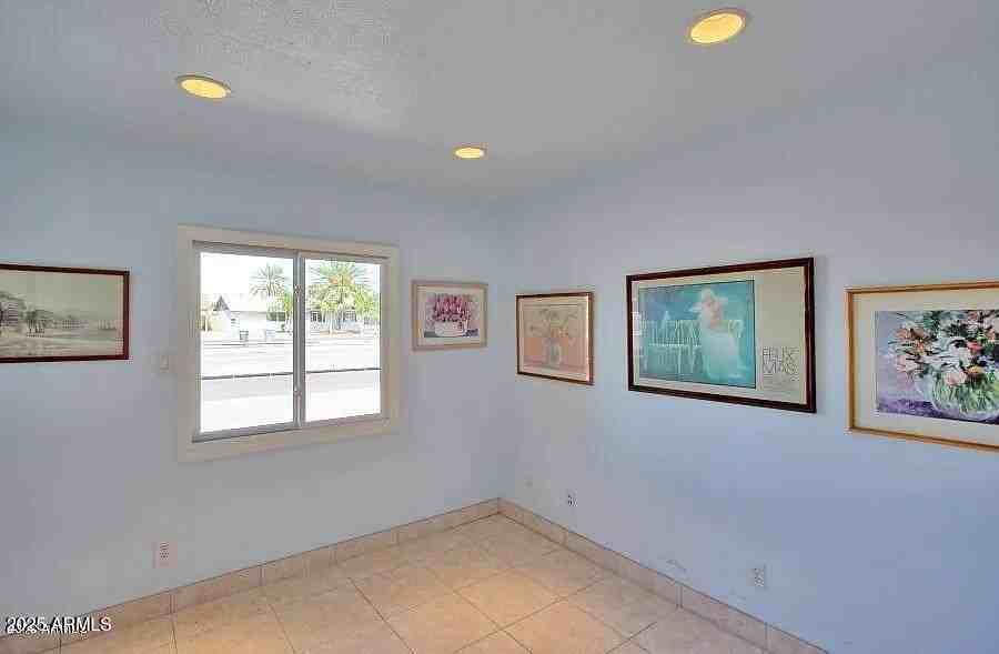 3333 E Thunderbird Rd - Photo 6 of 12