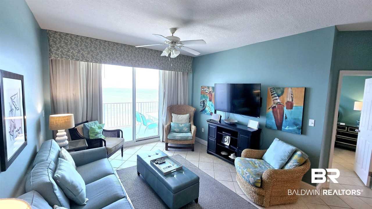 455 E Beach Blvd #1506 - Photo 5 of 30