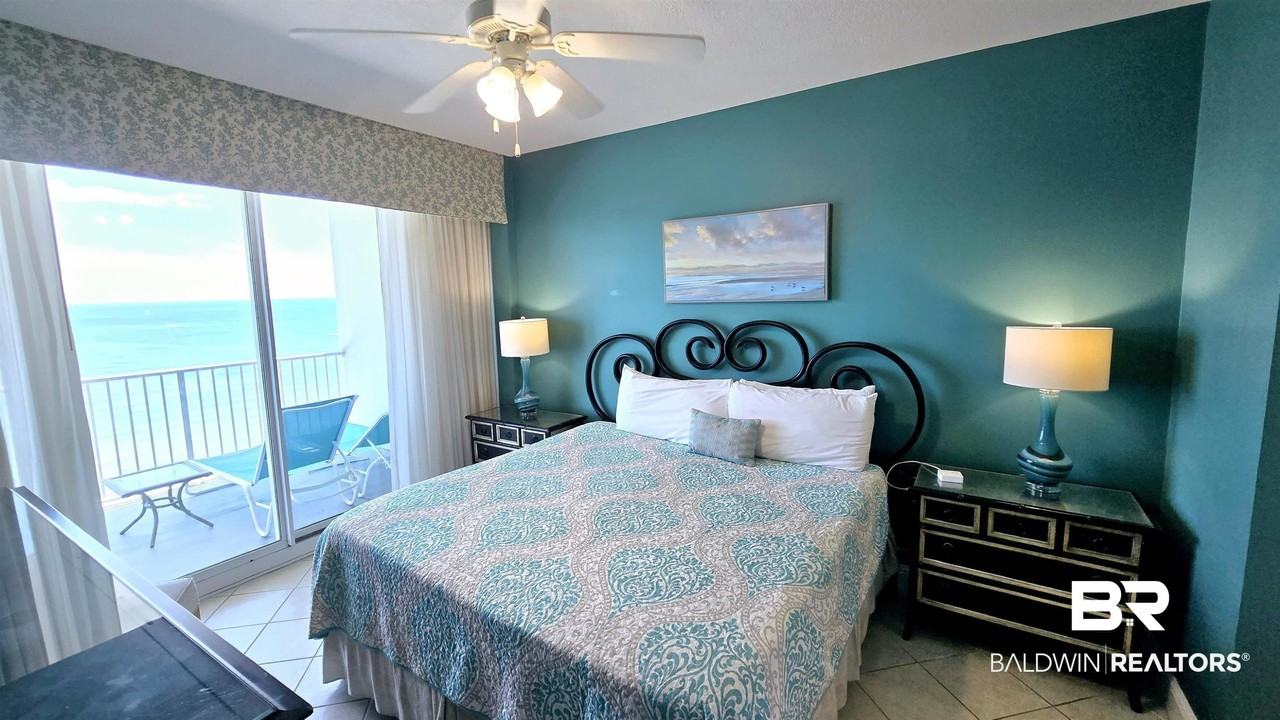 455 E Beach Blvd #1506 - Photo 7 of 30