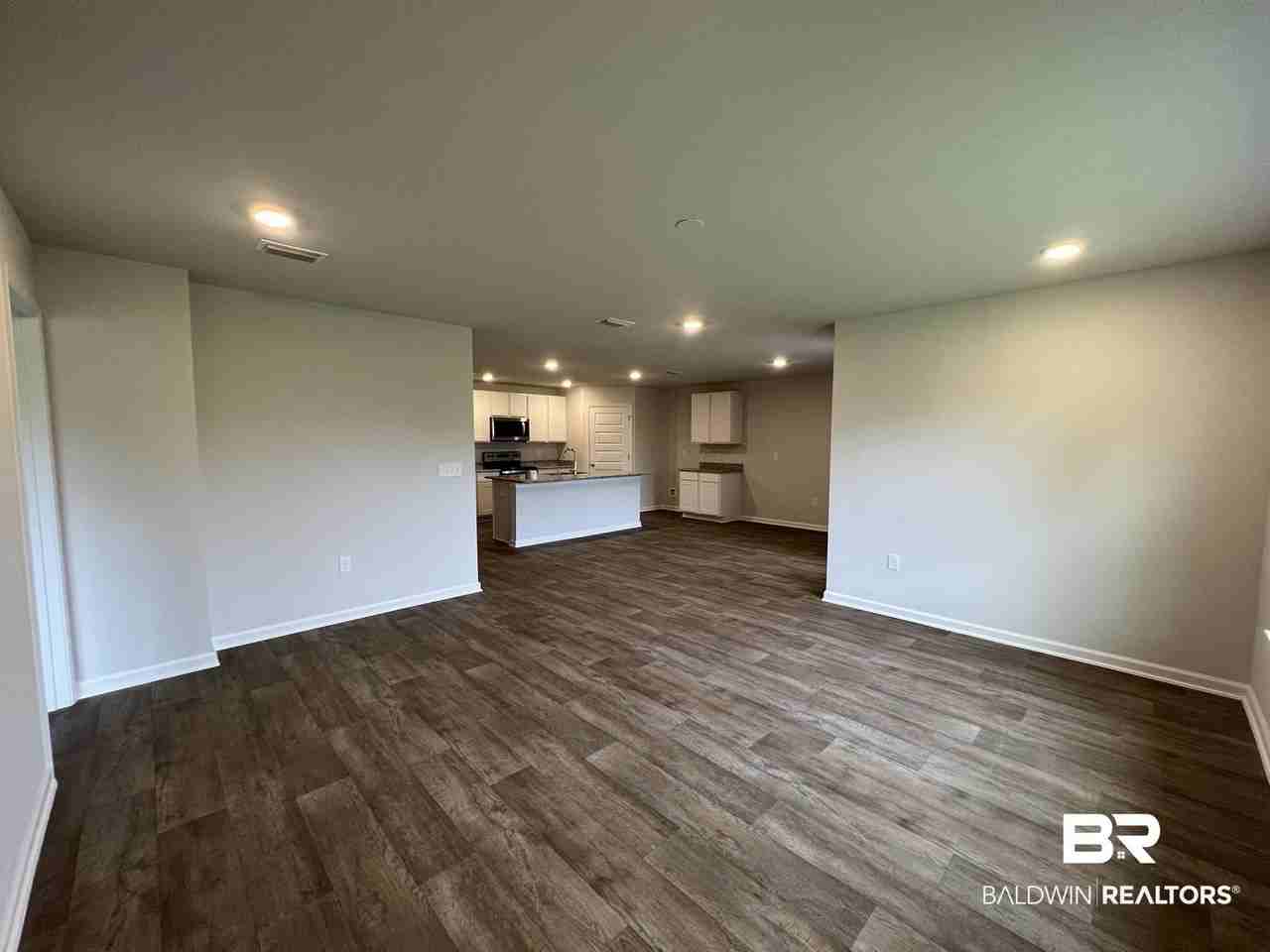 24572 Alamitos Trace Dr - Photo 3 of 17