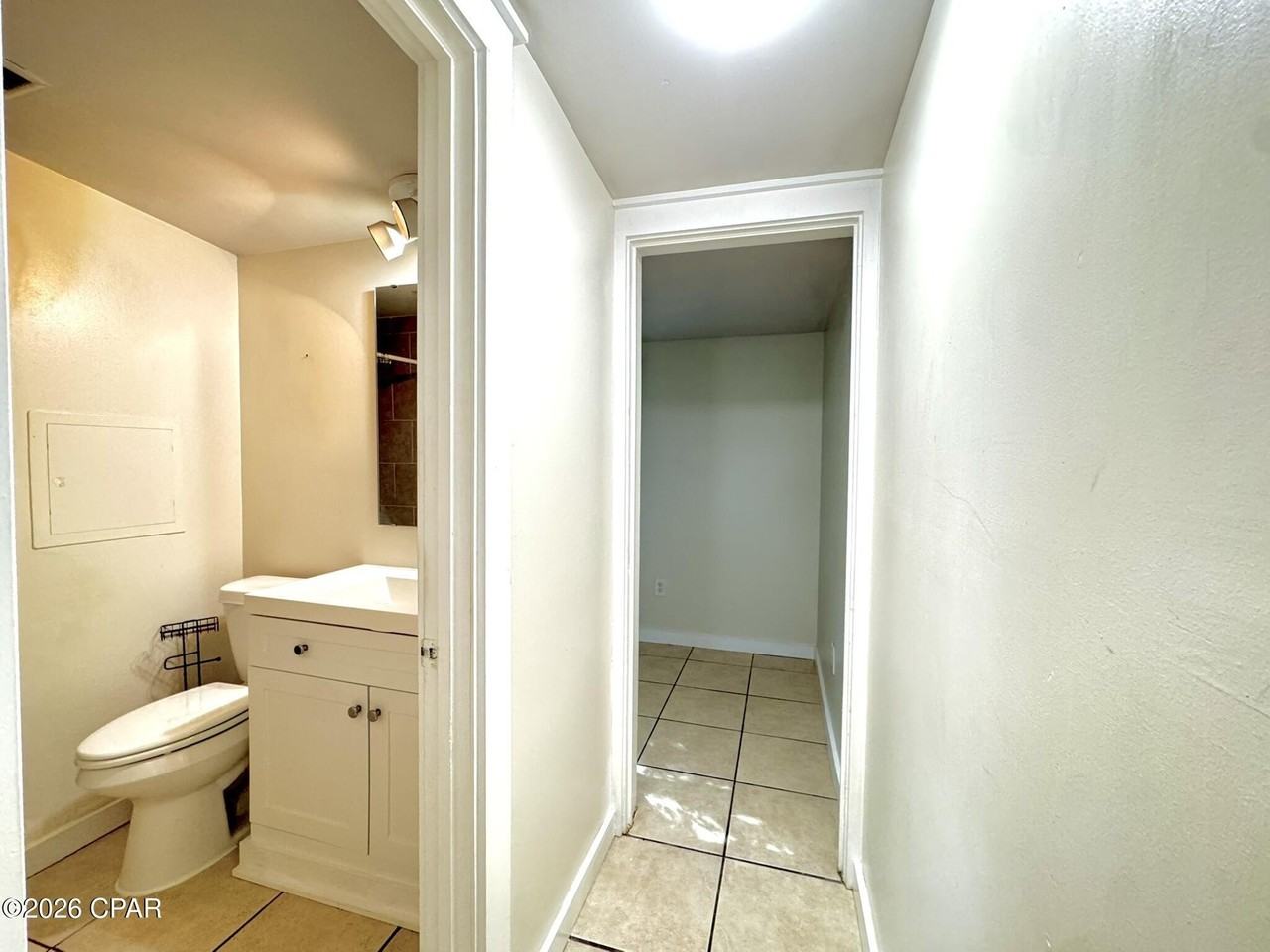 106 N El Centro Blvd #B - Photo 6 of 8