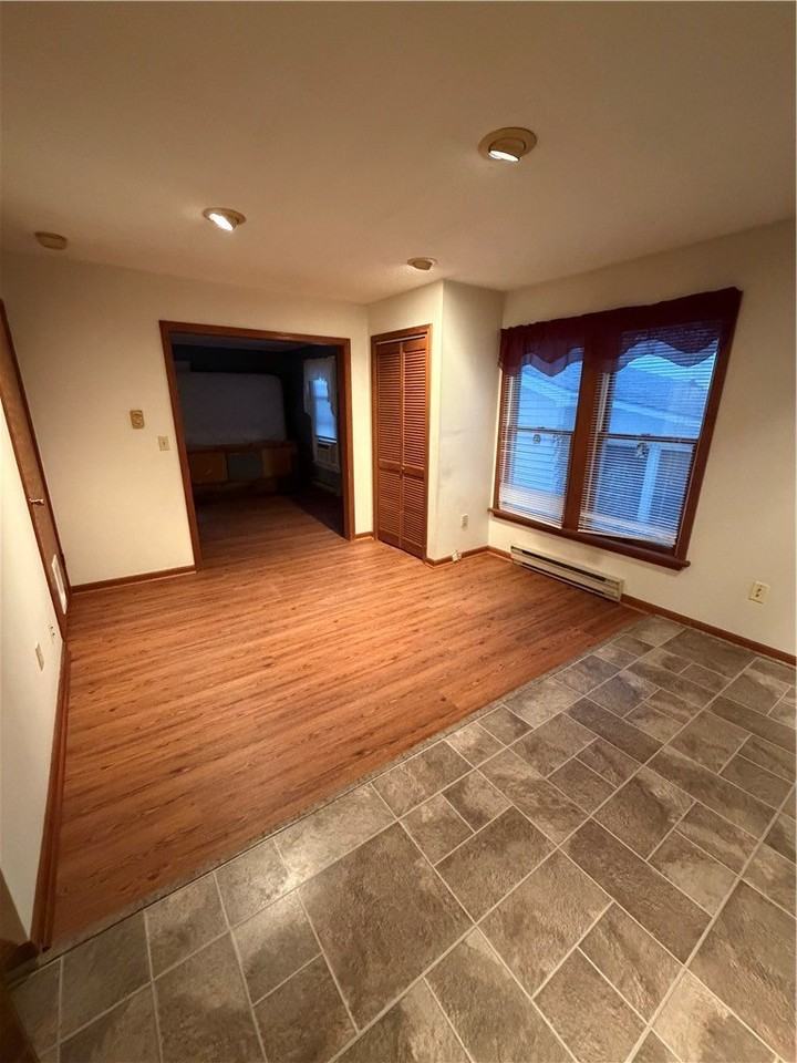 303 7th St - Photo 5 of 12