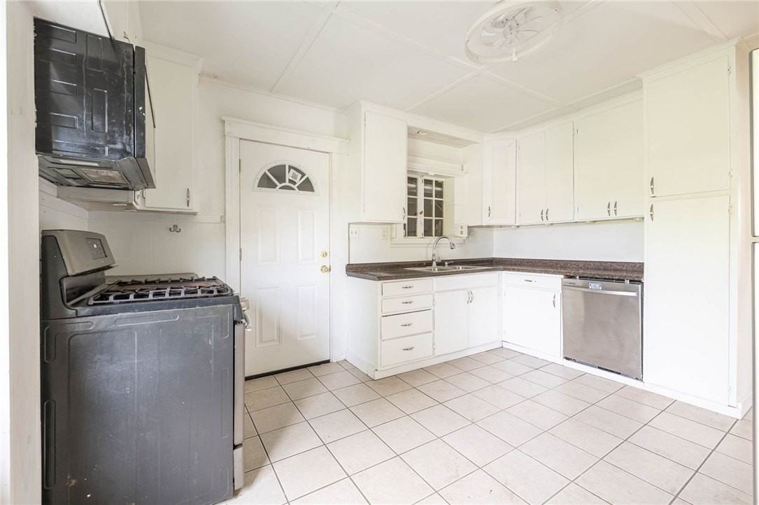 3161 Buffalo Rd - Photo 2 of 23