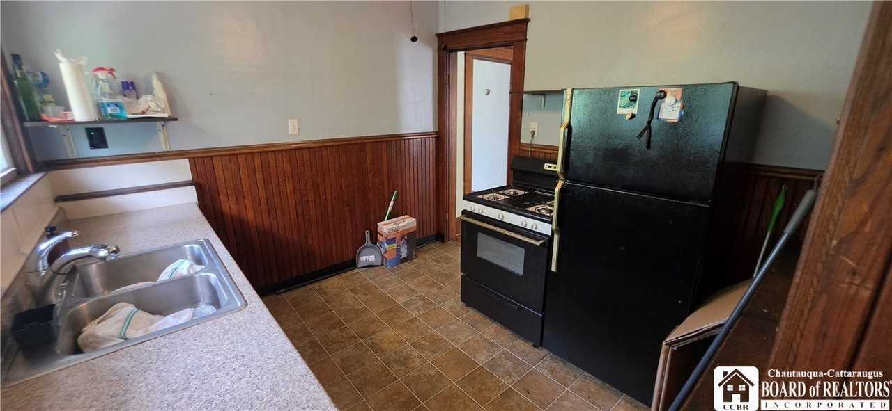 2 Butler St - Photo 5 of 13