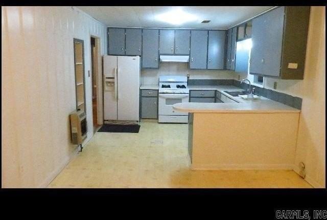1202 N Holly St - Photo 5 of 19