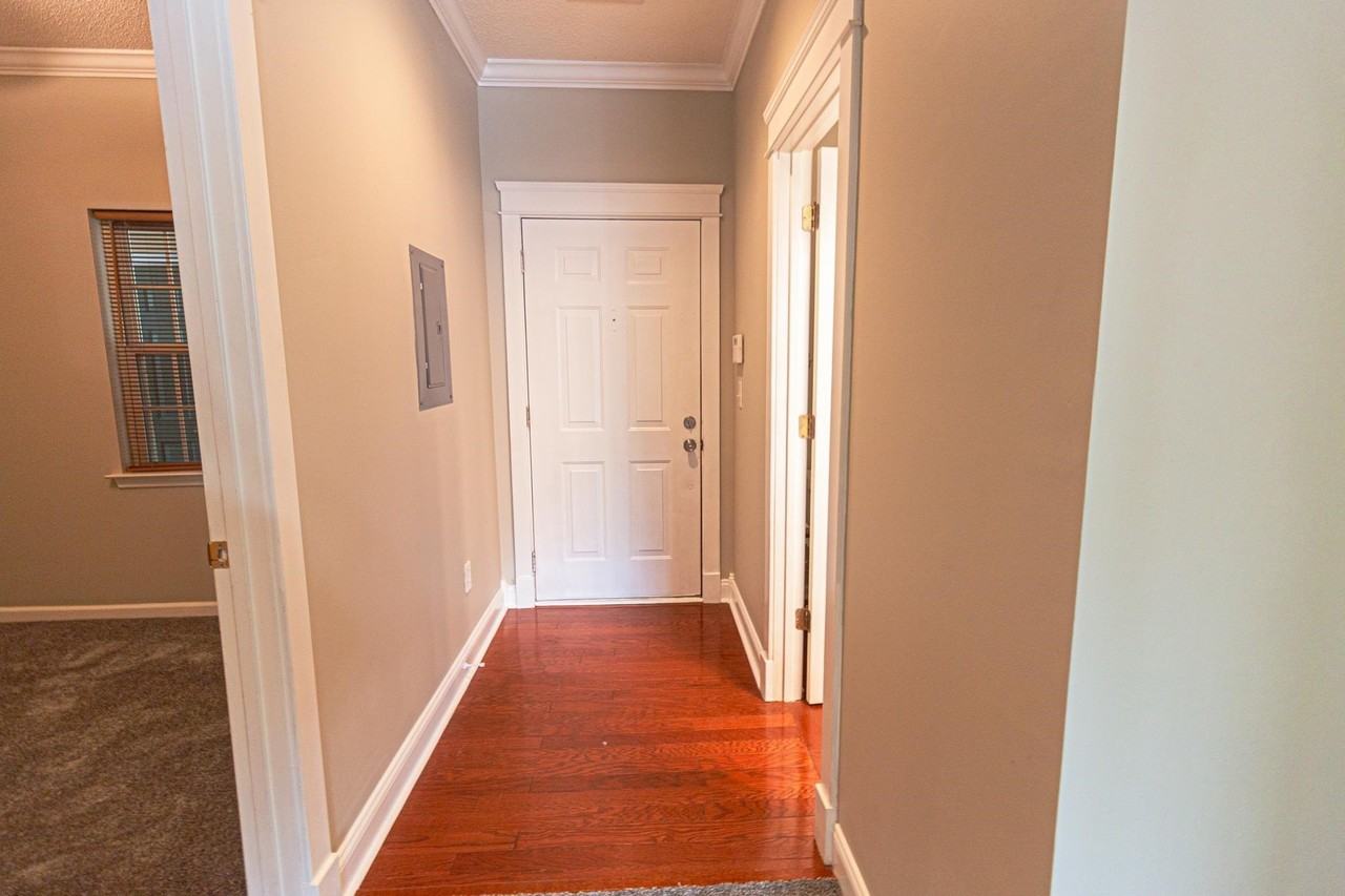 6307 Sweetwater Blvd - Photo 4 of 24
