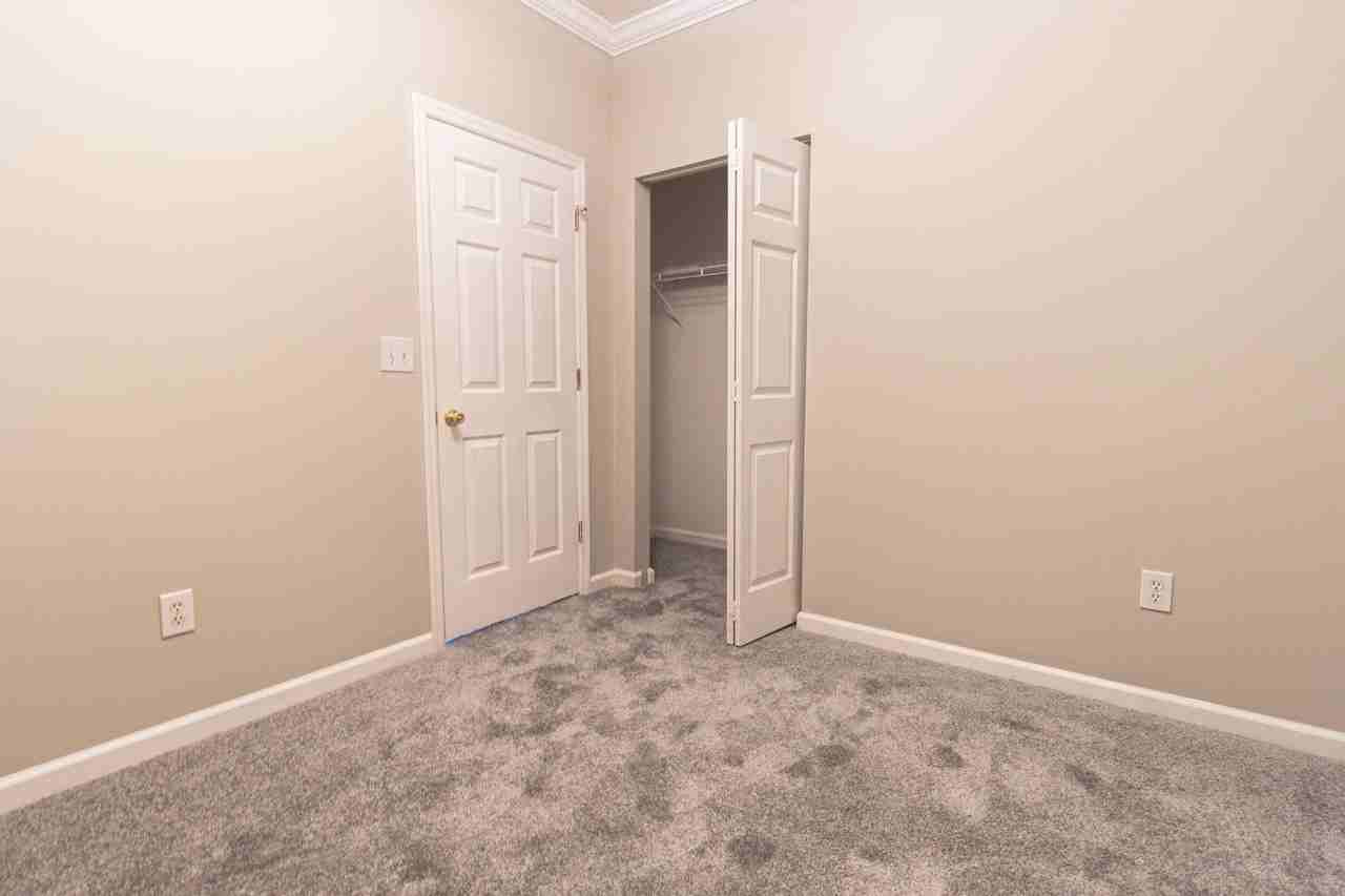 6307 Sweetwater Blvd - Photo 5 of 24