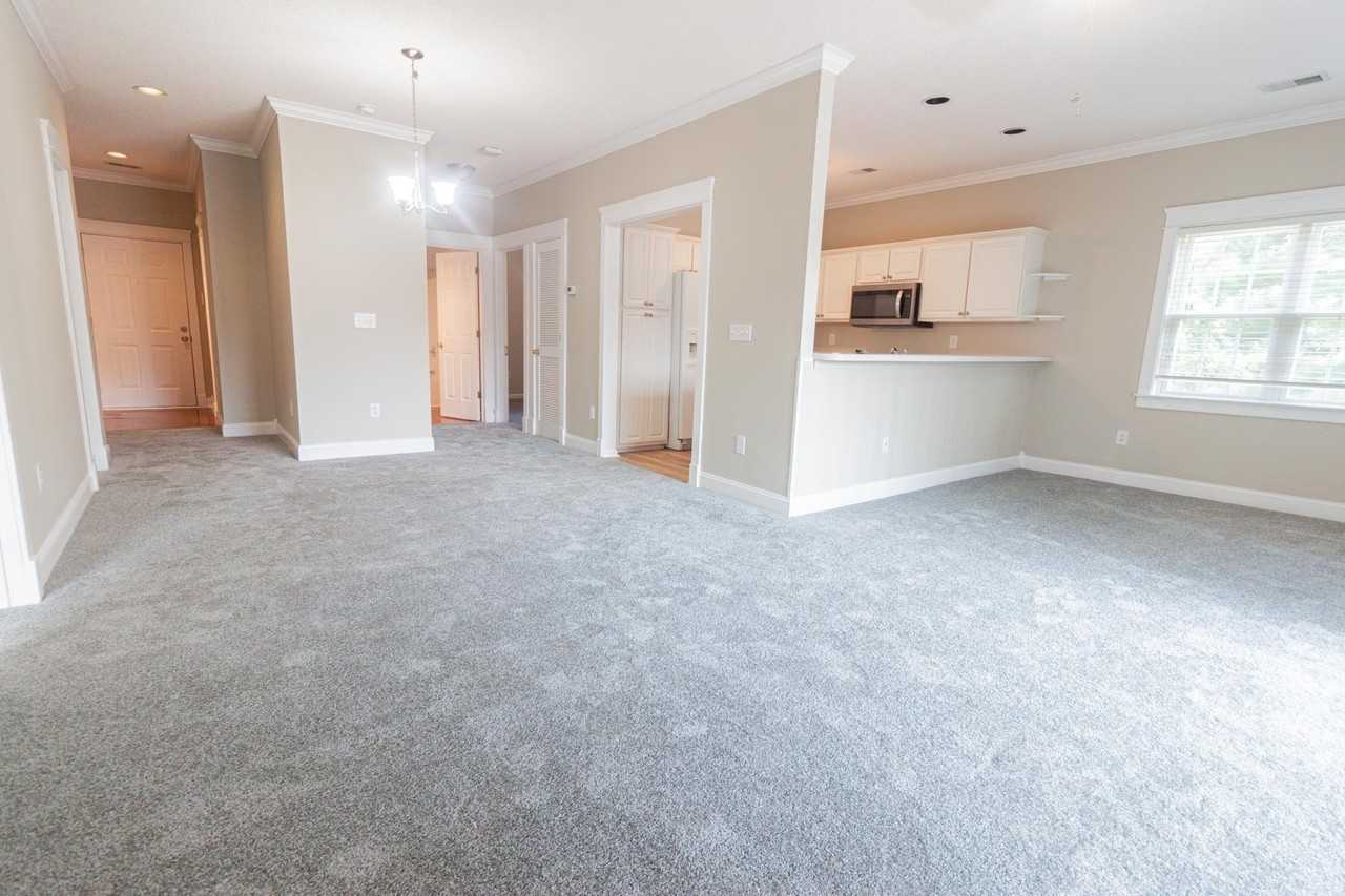 6307 Sweetwater Blvd - Photo 7 of 24
