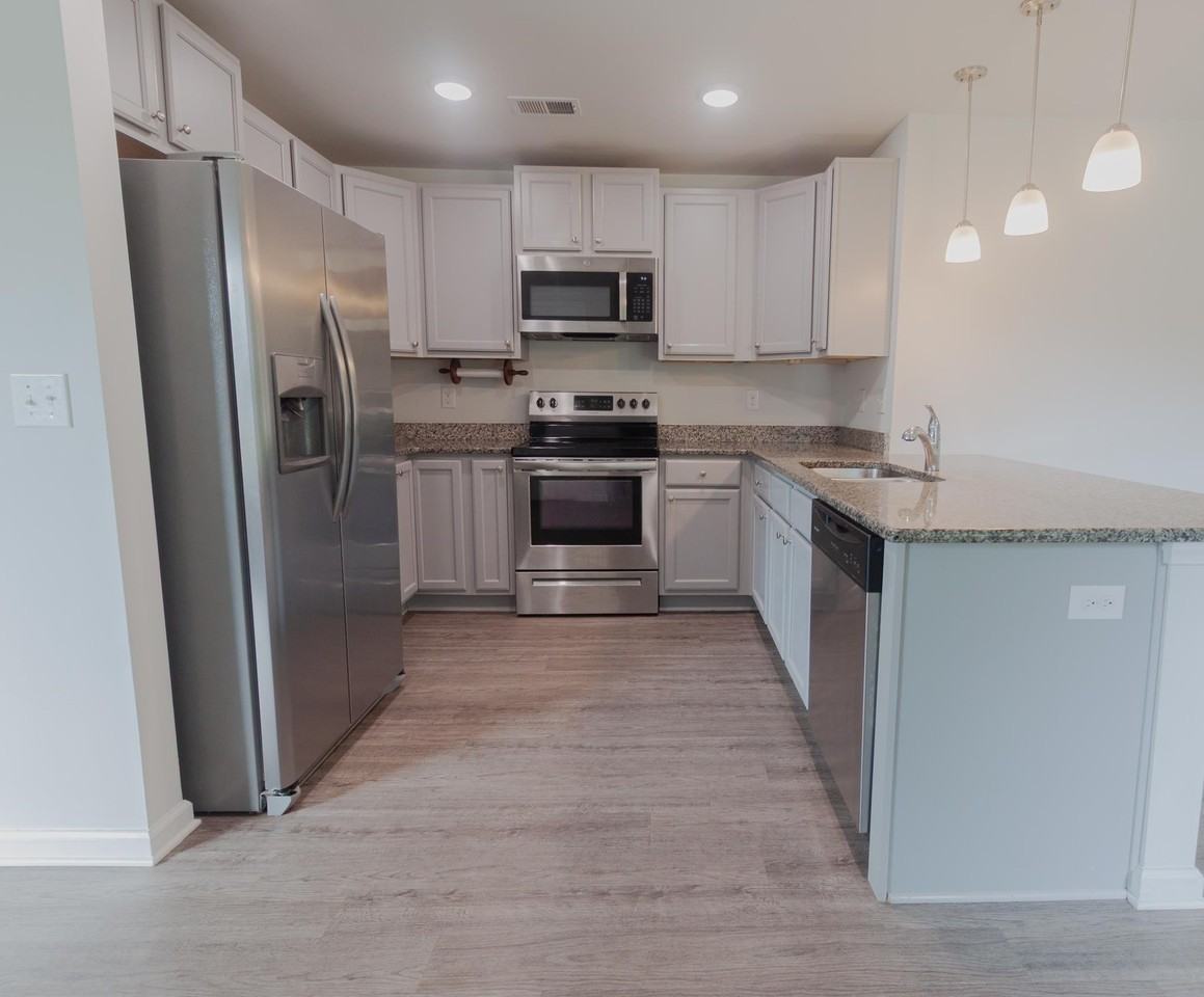 591 Mossbank Loop - Photo 7 of 40