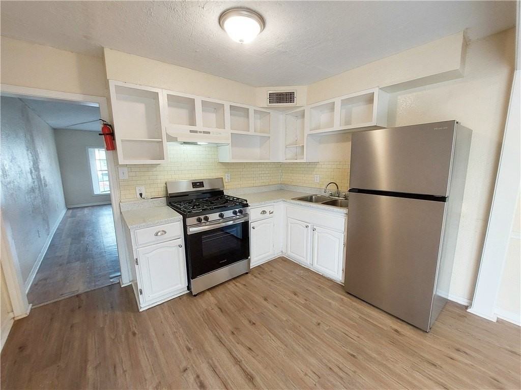 722 Collingswood Dr - Photo 5 of 19