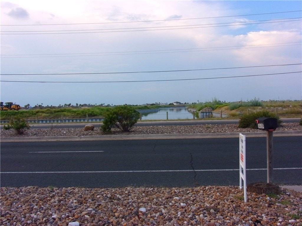 14109 Whitecap Blvd - Photo 3 of 35