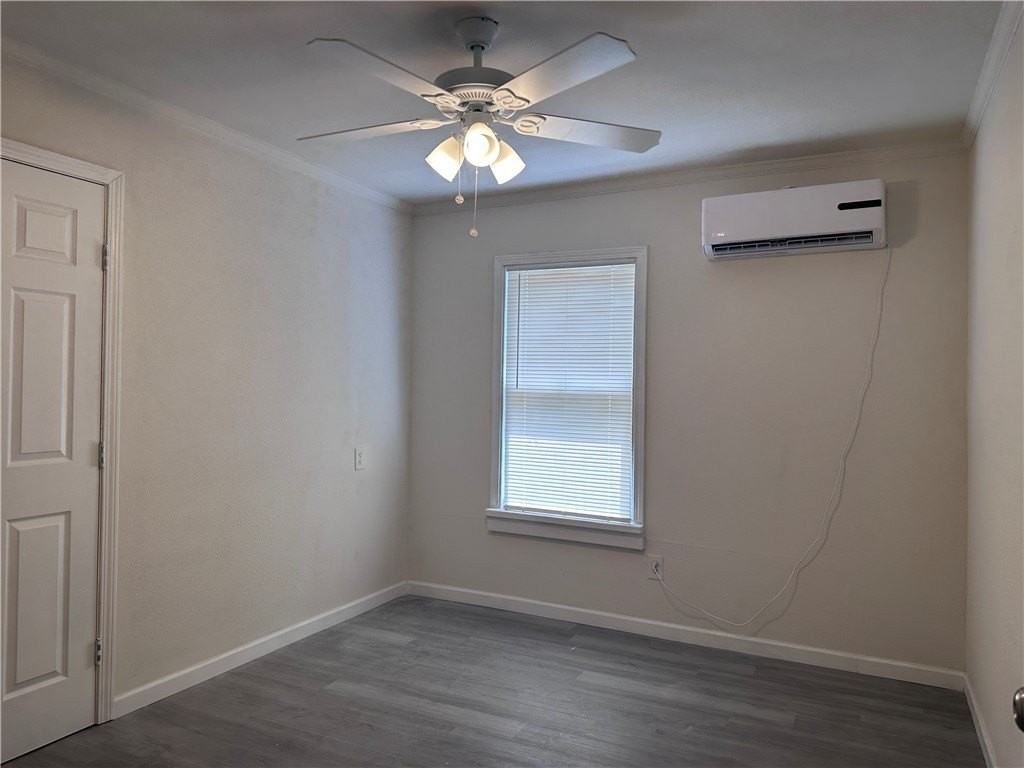 501 Villa Dr - Photo 7 of 11