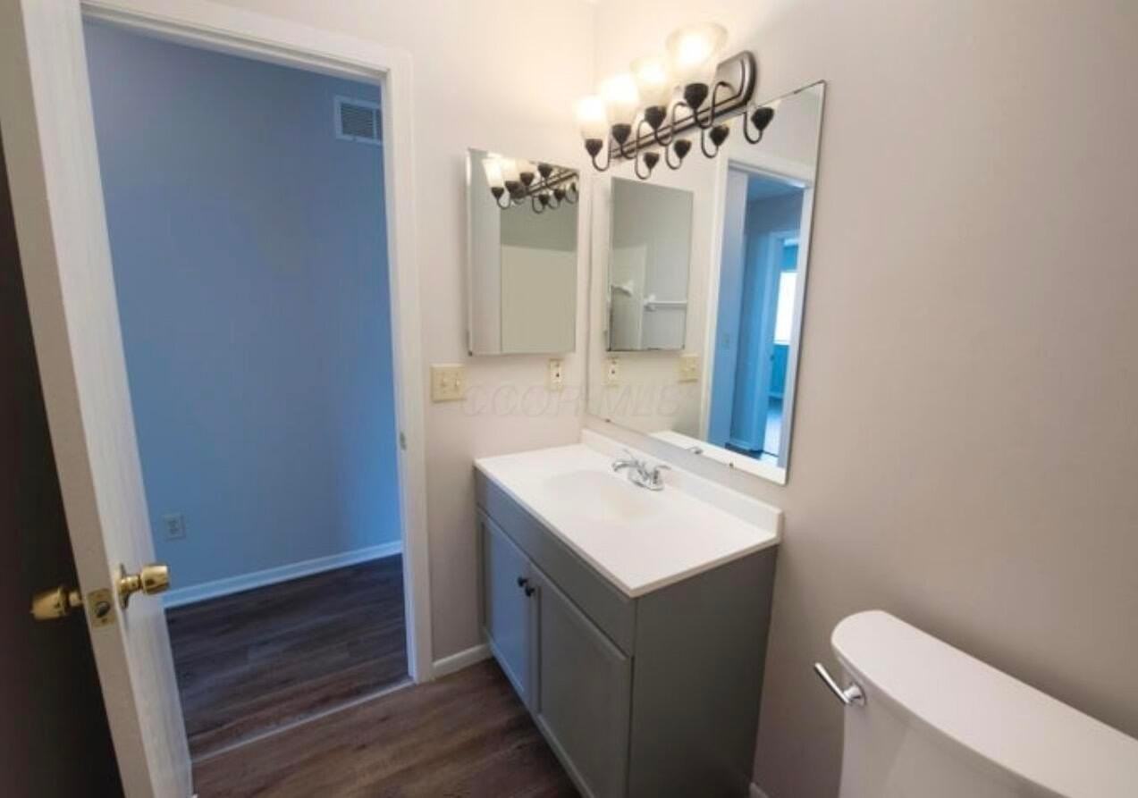 3518 Westbay Dr - Photo 3 of 31