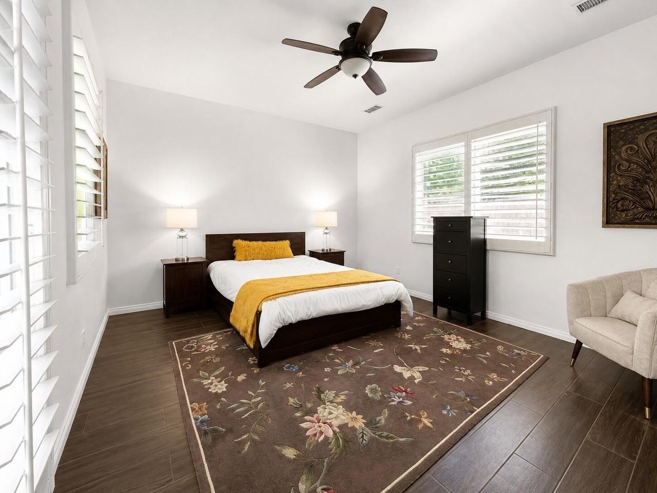 12 Buckingham Way - Photo 2 of 7