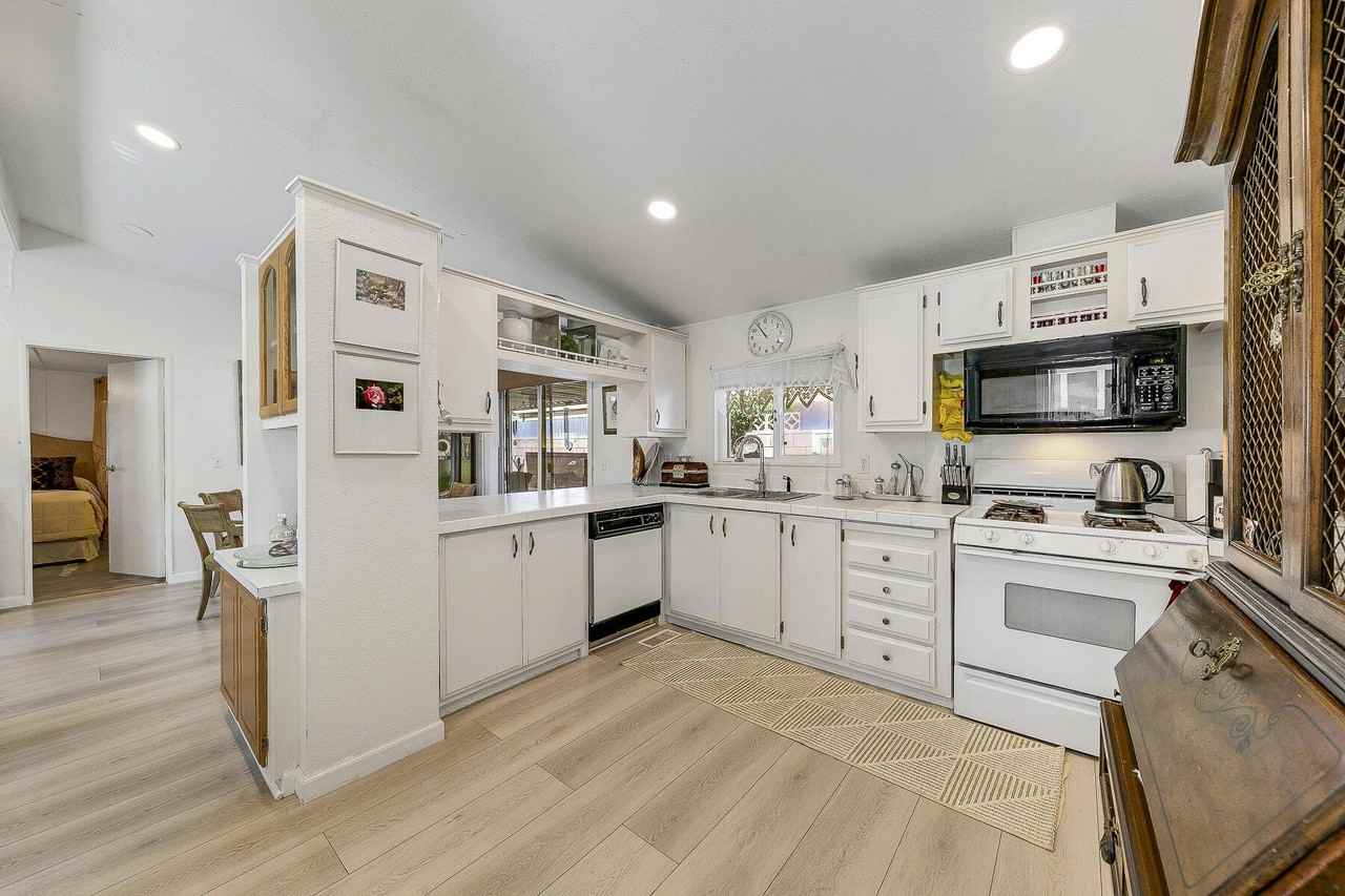 81641 Avenue 48 #45 - Photo 2 of 36