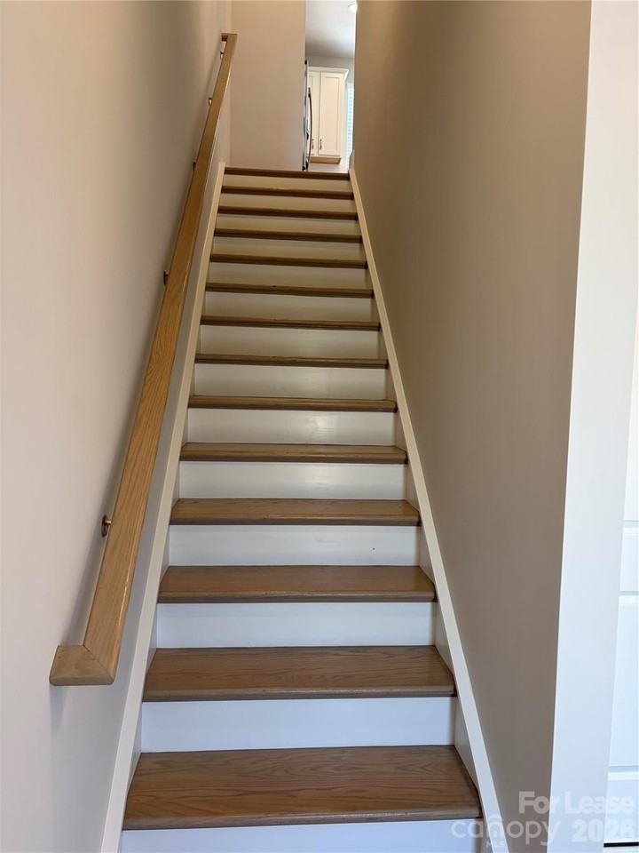 413 Nathaniel Way - Photo 3 of 36