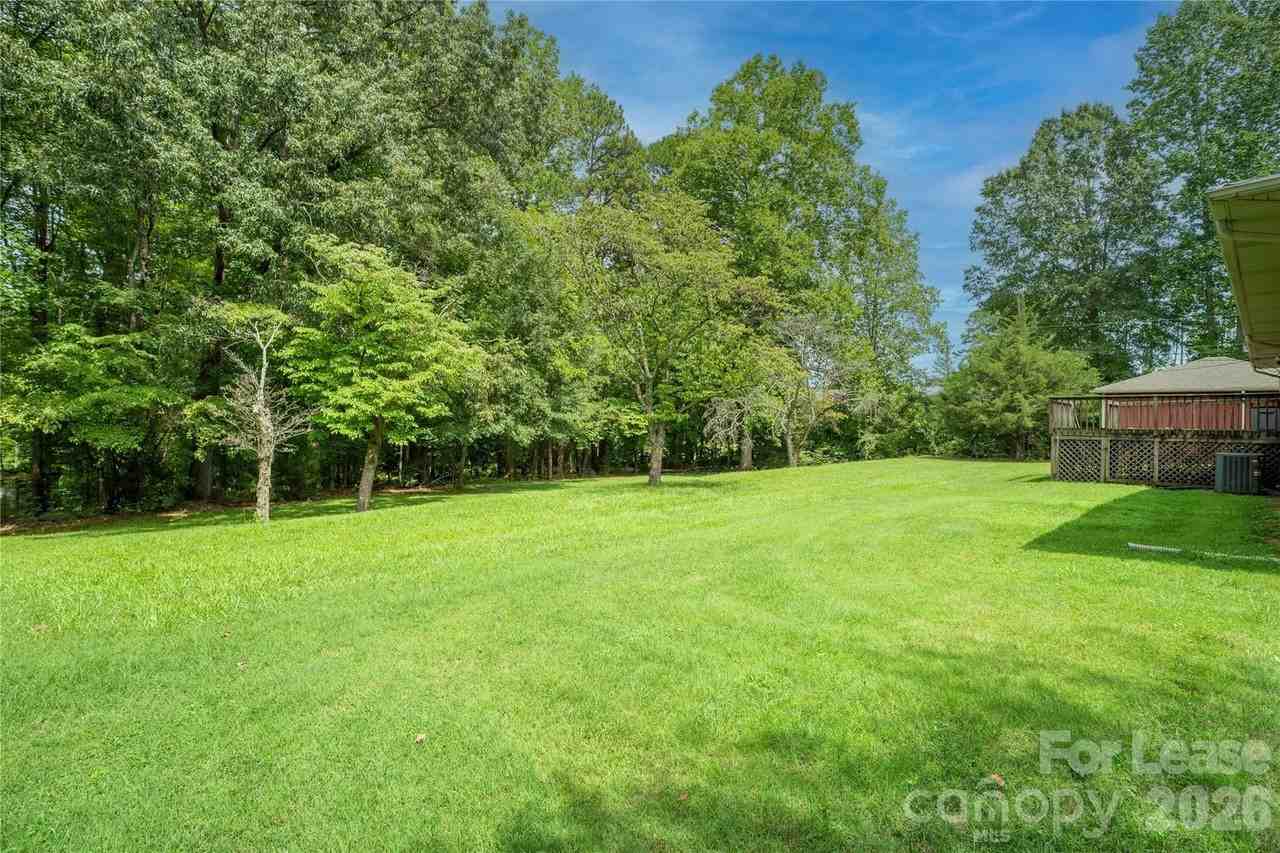 6510 Pleasant Grove Rd - Photo 6 of 26
