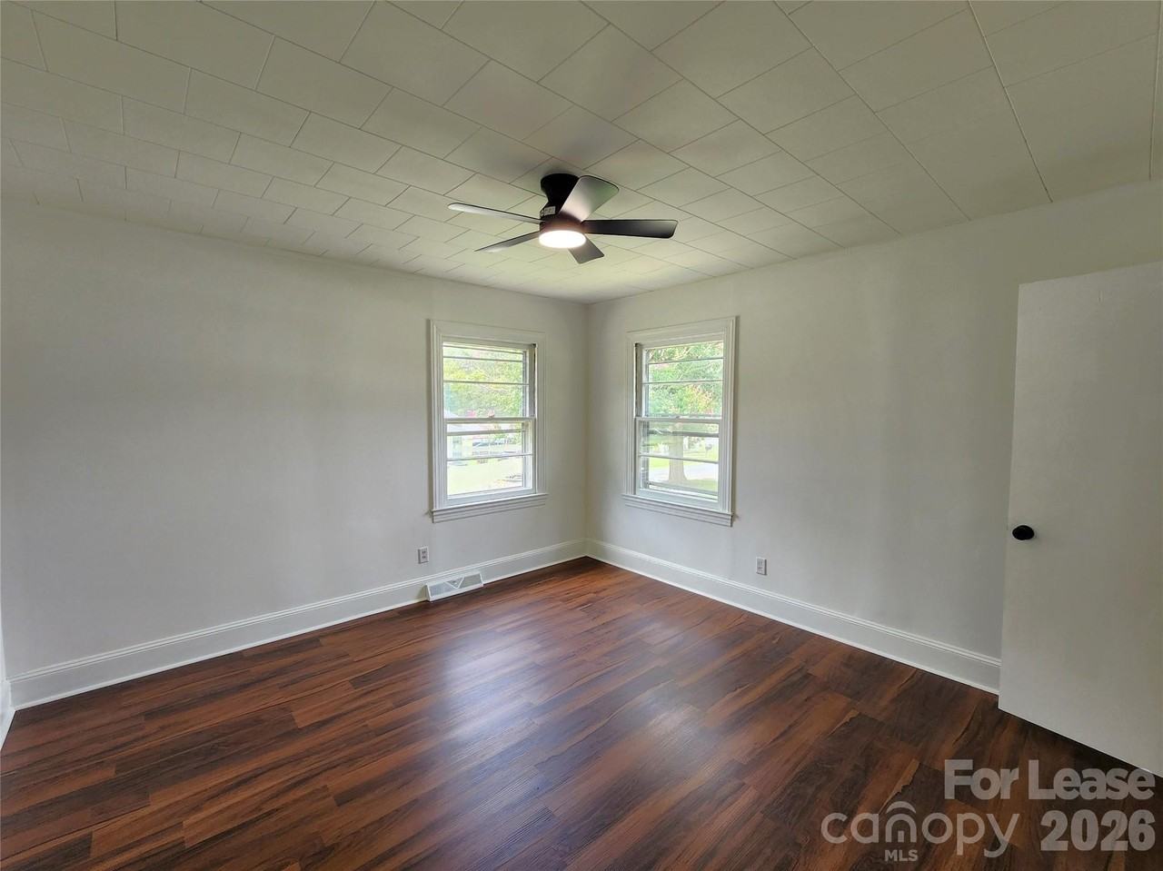 1208 N Juniper Ave - Photo 7 of 19