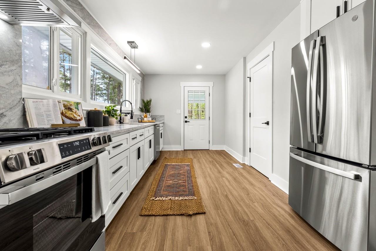 107 Woodland Dr - Photo 4 of 10