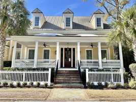 featured image of 36 Robert Mills Cir